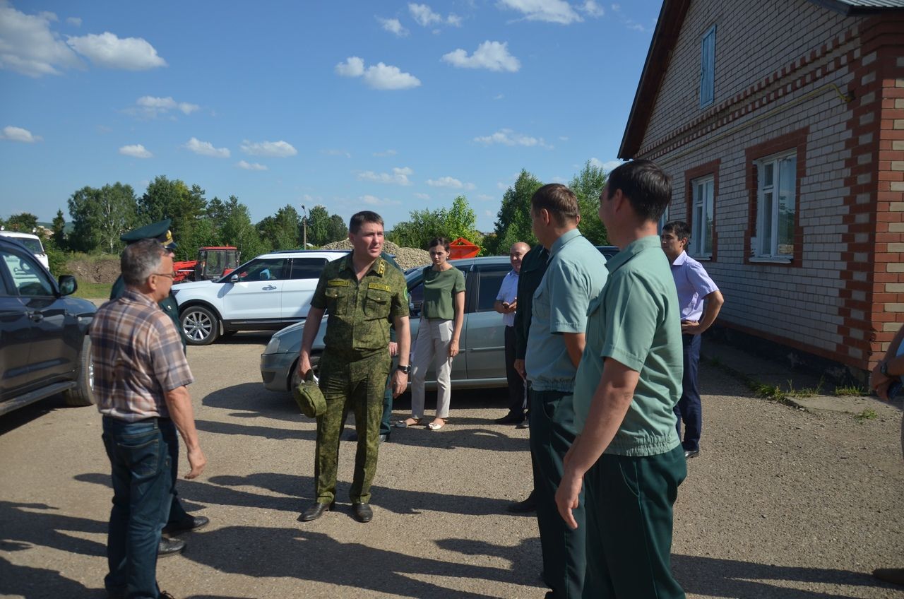 ТР Урман хуҗалыгы министры Равил Кузюров районга эшлекле сәфәр кылды&nbsp;