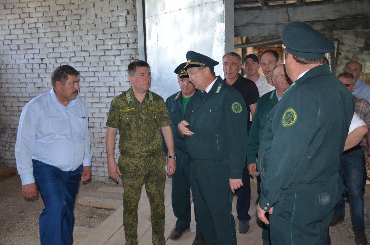 ТР Урман хуҗалыгы министры Равил Кузюров районга эшлекле сәфәр кылды&nbsp;