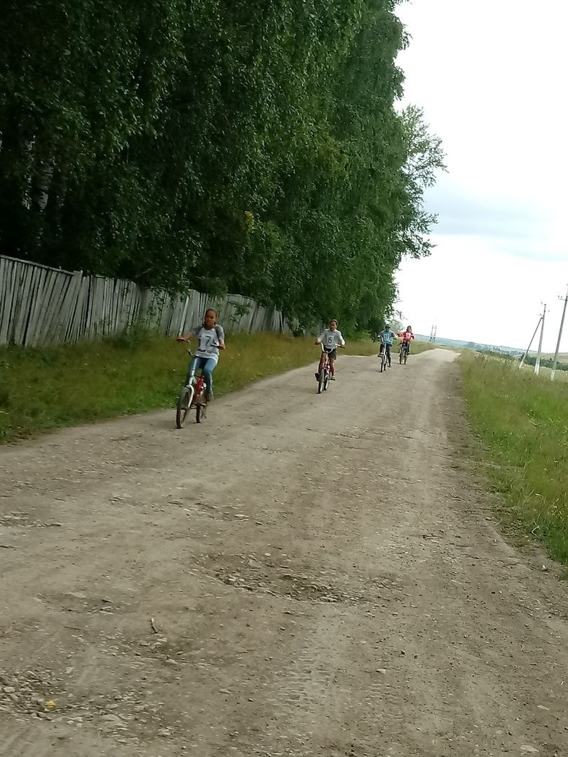 ЛәшәүТамак авылында велоярыш узды.