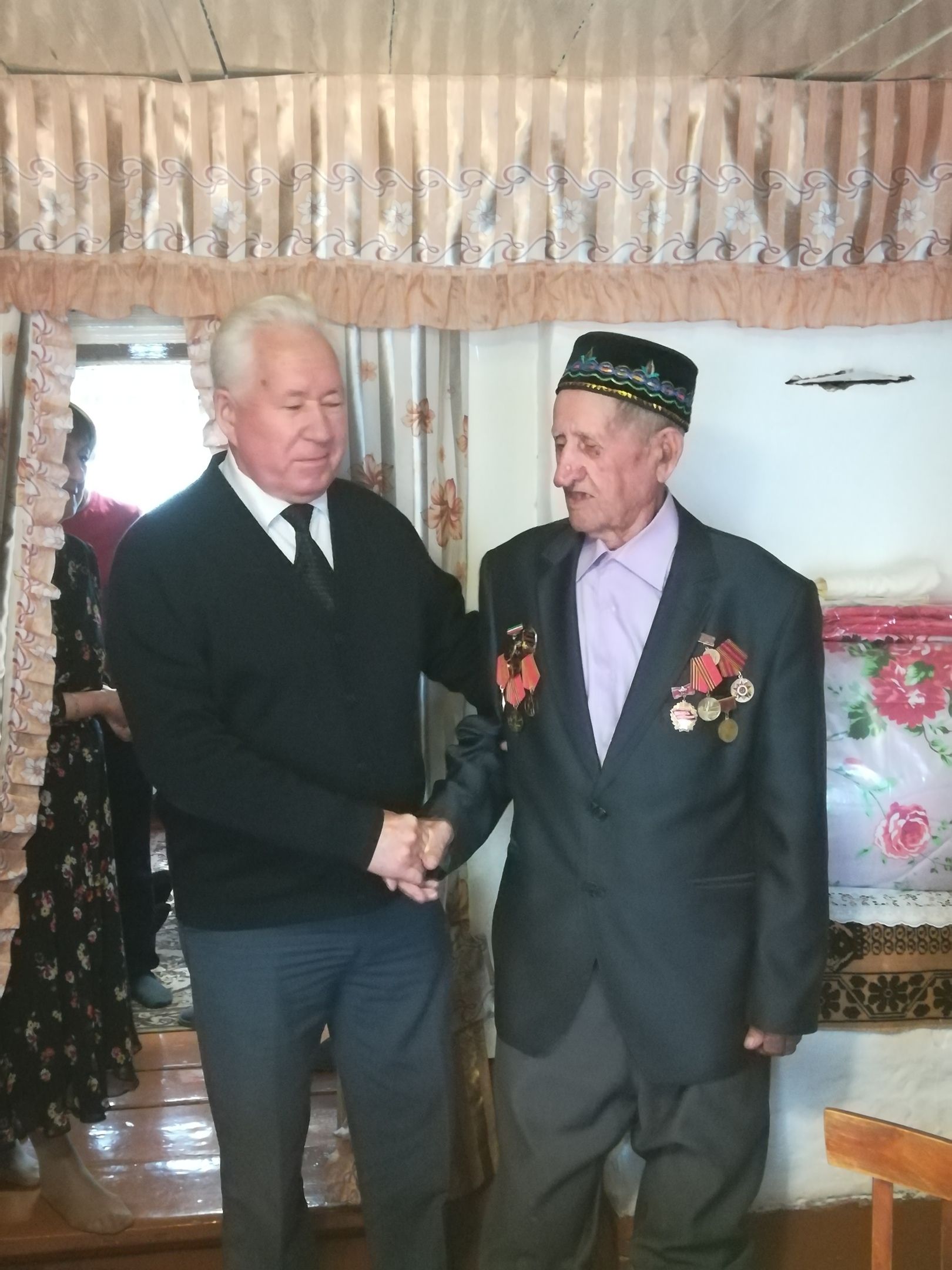 Татар Карамалысы авылында яшәүче Мортазин Әзһәр Мәхүбрахман улына 90 яшь тулды