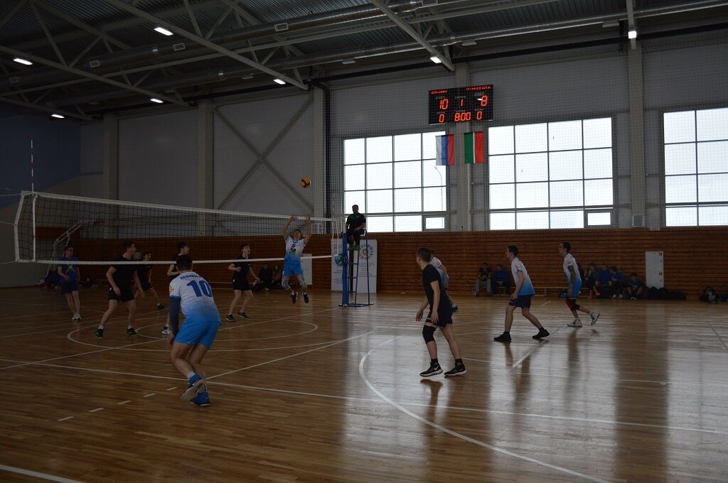 В Сарманово состоялись соревнования по волейболу на призы РОД «ТНВ»