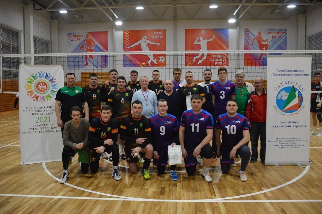 В Сарманово состоялись соревнования по волейболу на призы РОД «ТНВ»