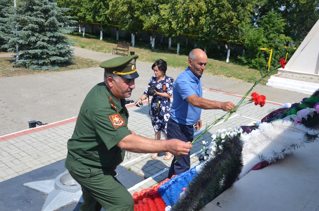 Сарман юнармиячеләре батырларны искә алдылар