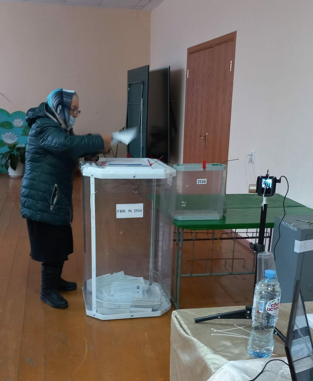 Старокаширский избирательный участок открыл свои двери для избирателей
