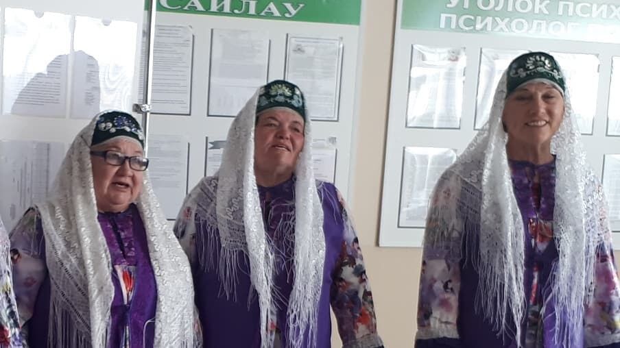 Коллективы Большенуркеевского СДК устраивают радушную встречу избирателям +ВИДЕО