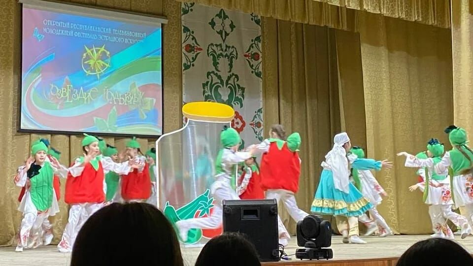 Район балалары “Йолдызлык” фестиваленең зона турында катнашалар