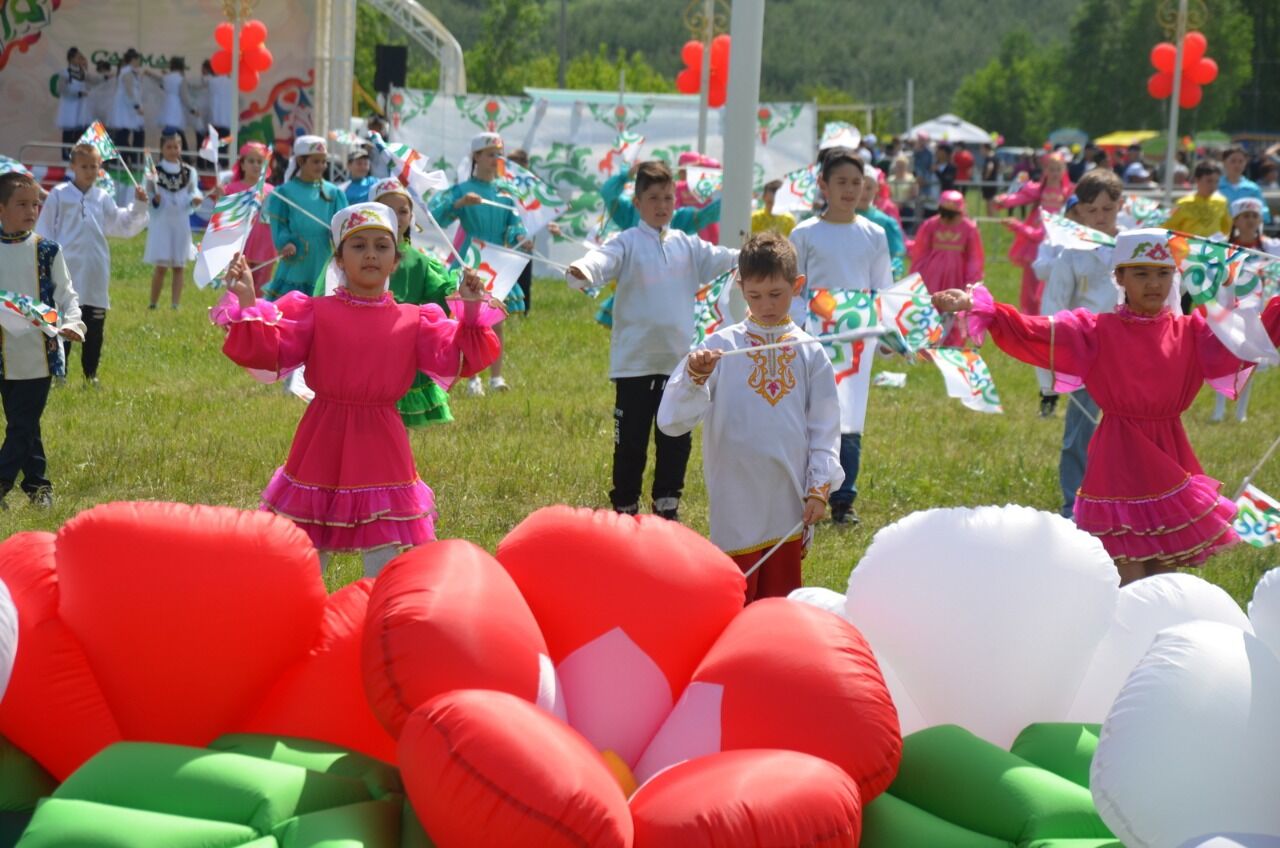 Район Сабан туе зур бәйрәм төсендә башланды