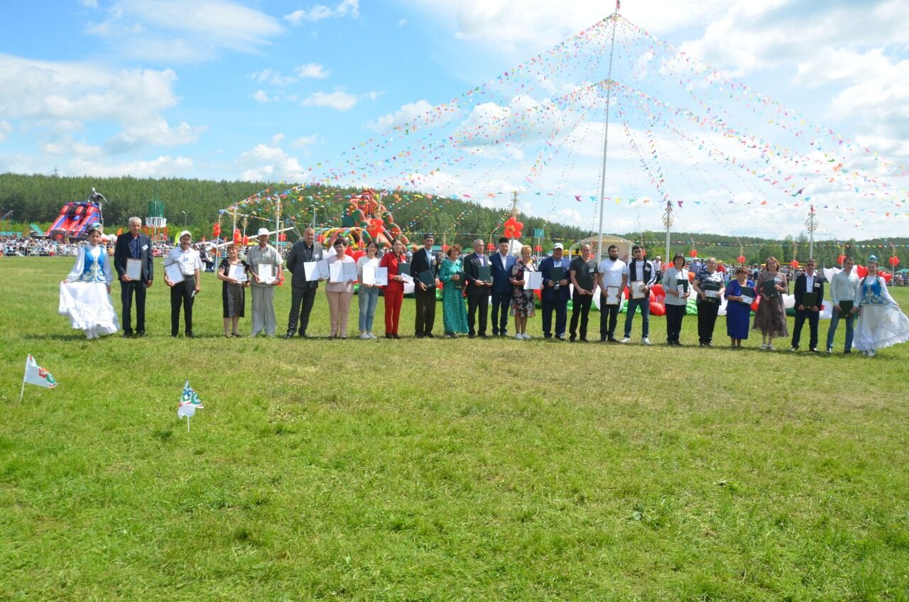 Район Сабан туенда алдынгыларга зур хөрмәт күрсәтелде