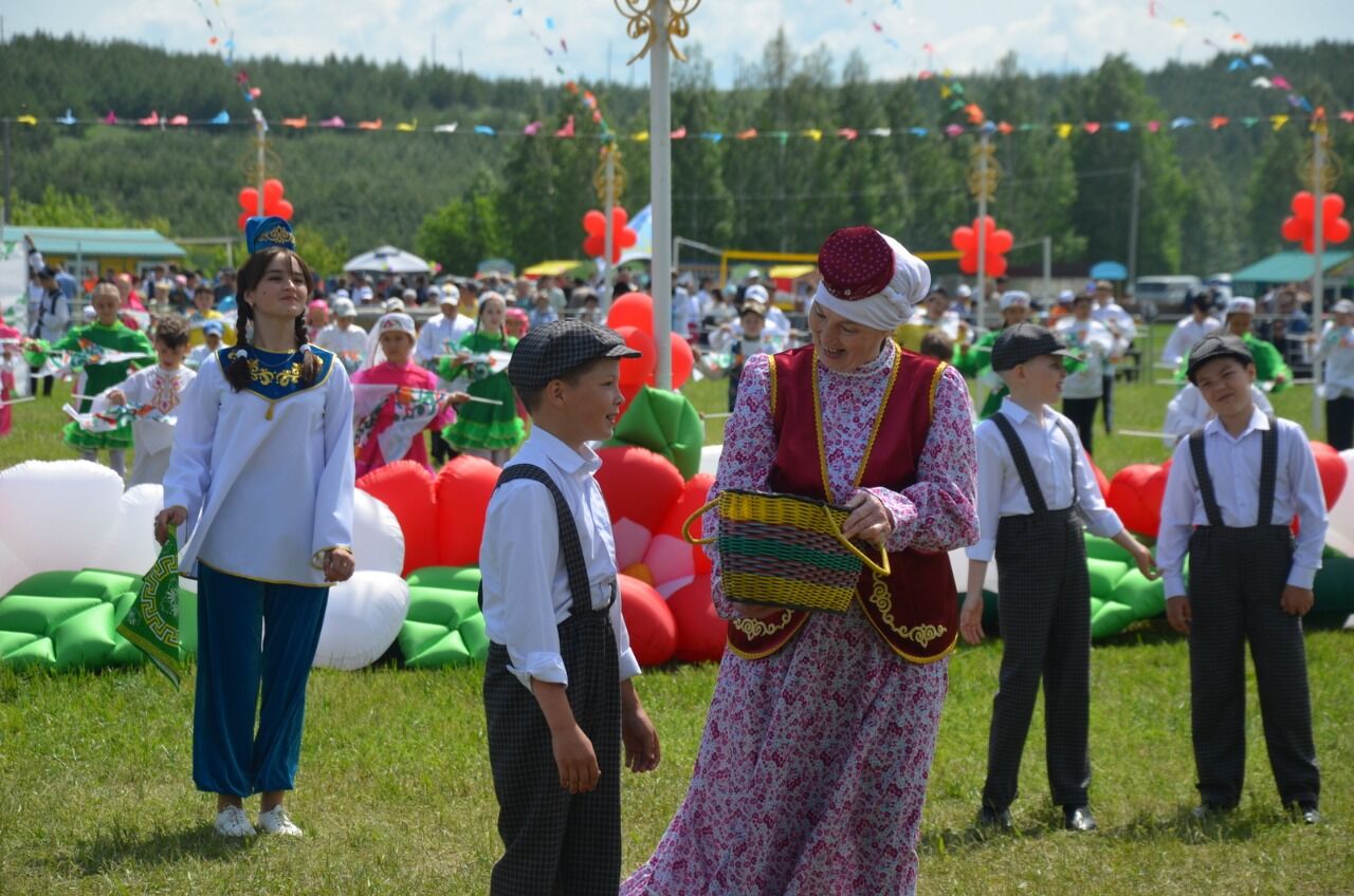 Район Сабан туе зур бәйрәм төсендә башланды