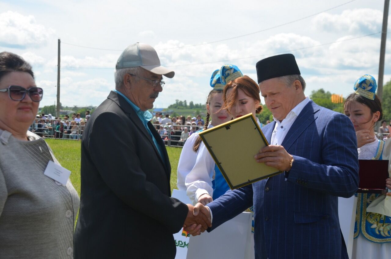 Район Сабан туенда алдынгыларга зур хөрмәт күрсәтелде