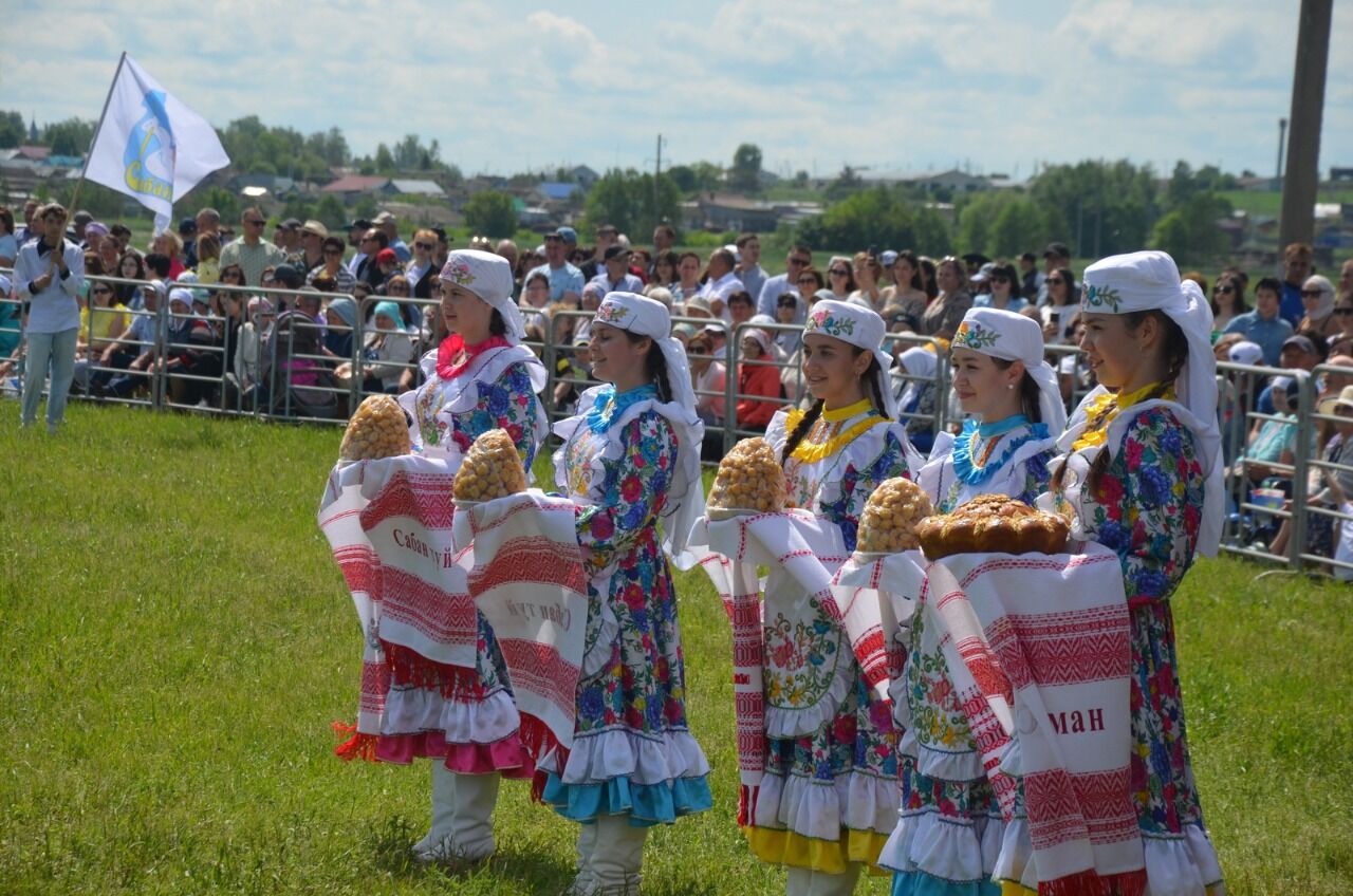 Район Сабан туе зур бәйрәм төсендә башланды