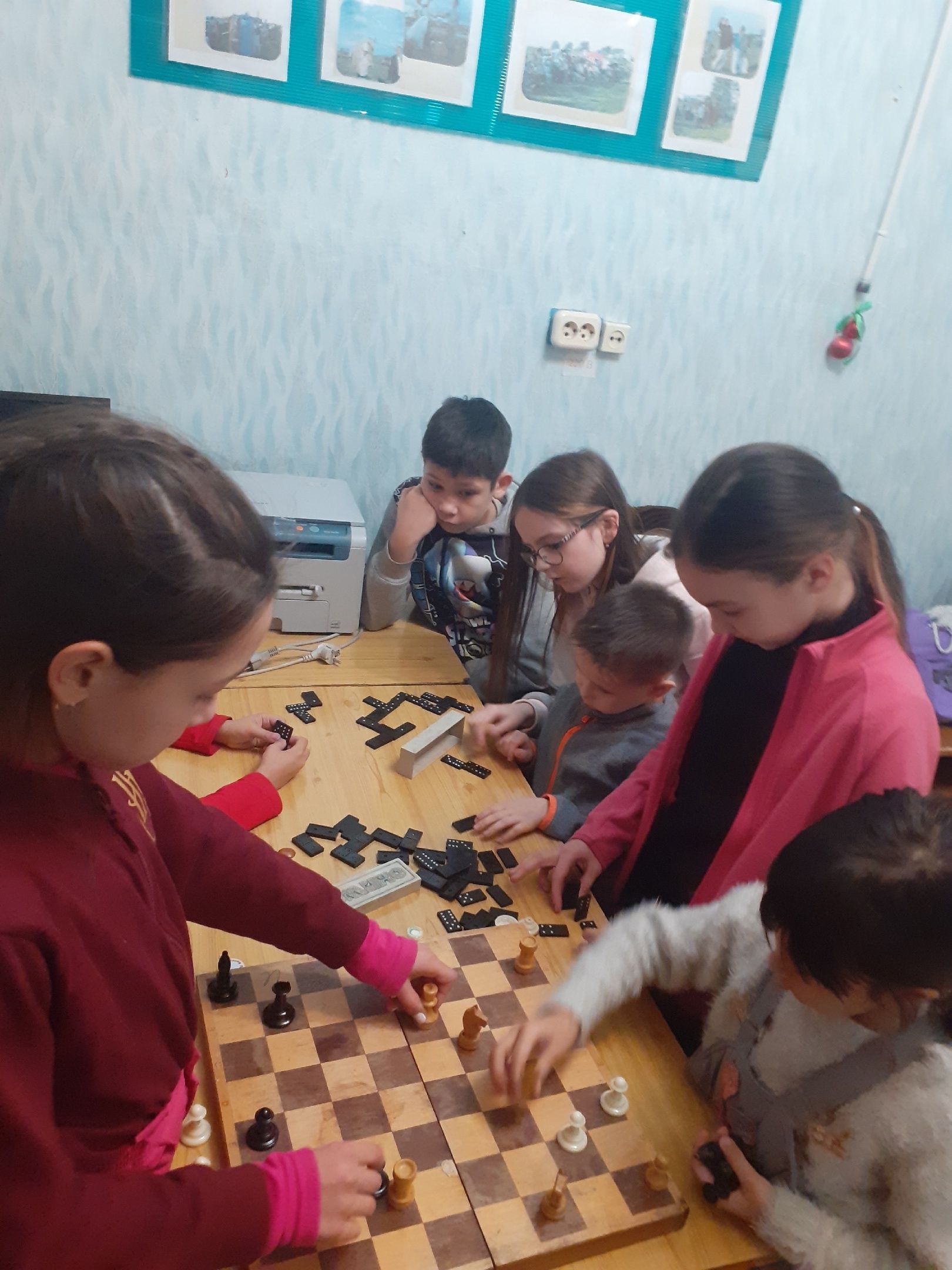 Сөлек балалары өстәл уеннарына өйрәнделәр