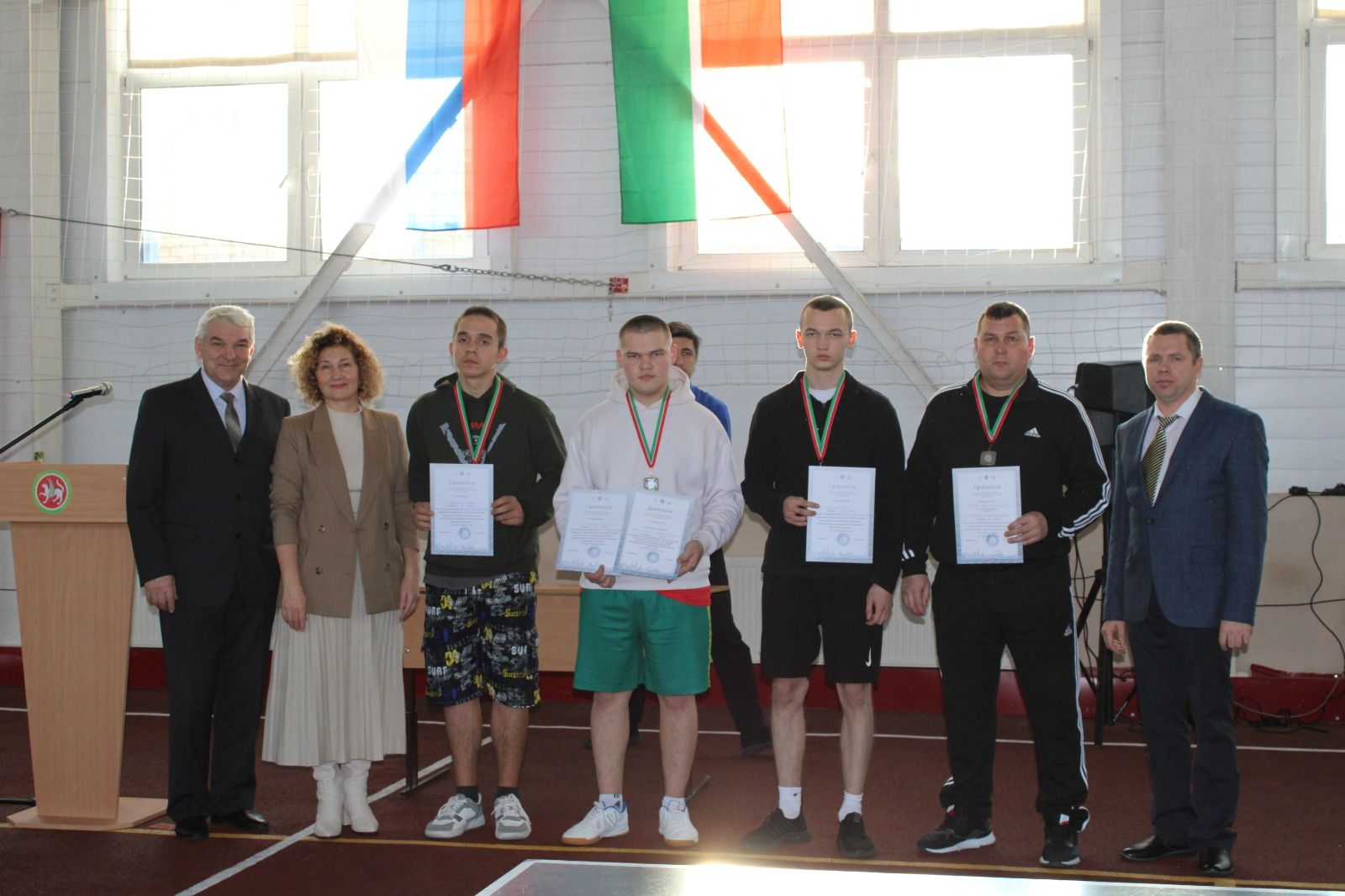 Учащиеся Сармановского аграрного колледжа стали победителями соревнований по настольному теннису