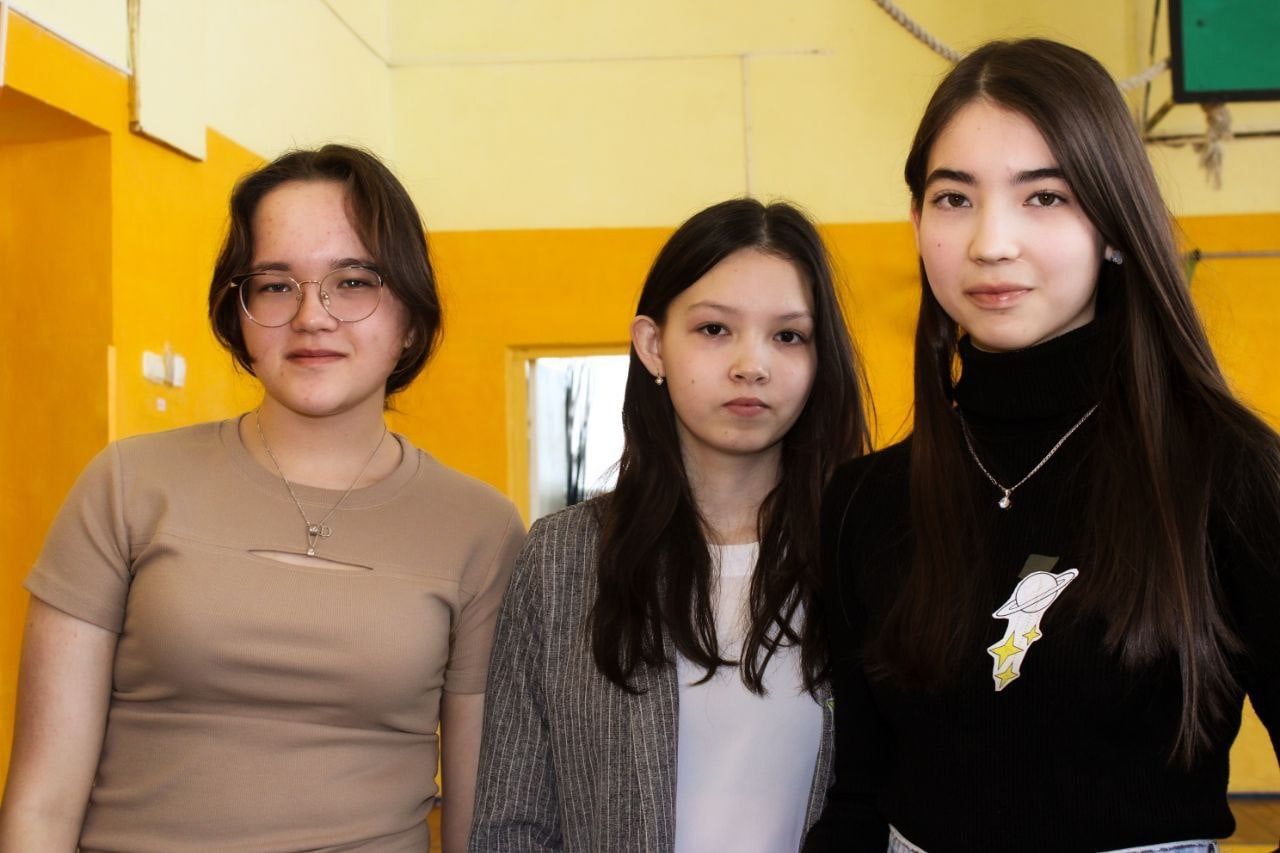 Петровскозаводские девочки соревновались в смекалке