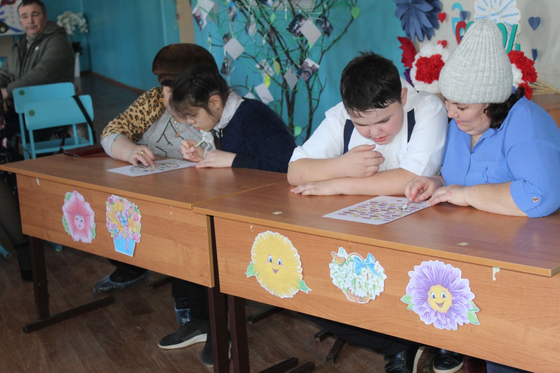 Старомензелябашские ученики приняли участие в конкурсе к Году семьи