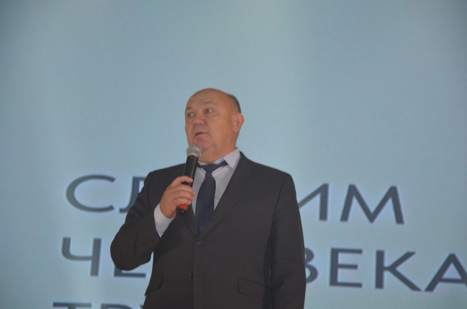 Комбайнер агрофирмы «Нуркеево» победил в республиканском конкурсе