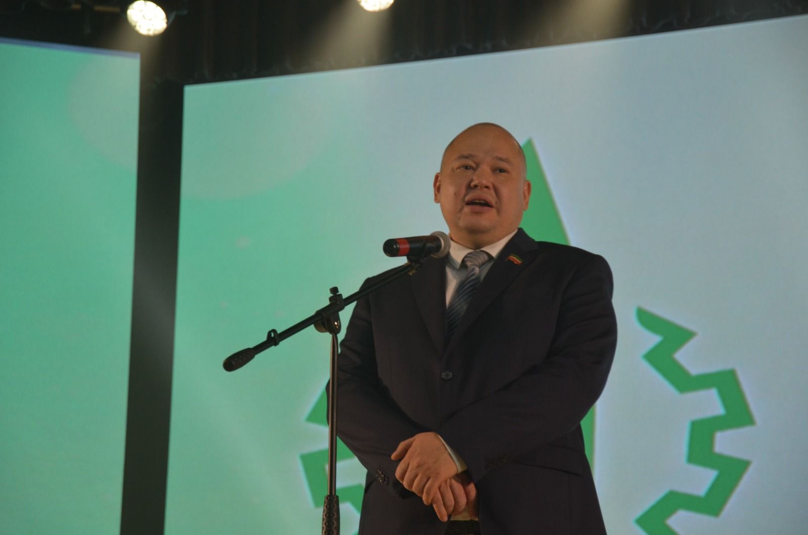Комбайнер агрофирмы «Нуркеево» победил в республиканском конкурсе