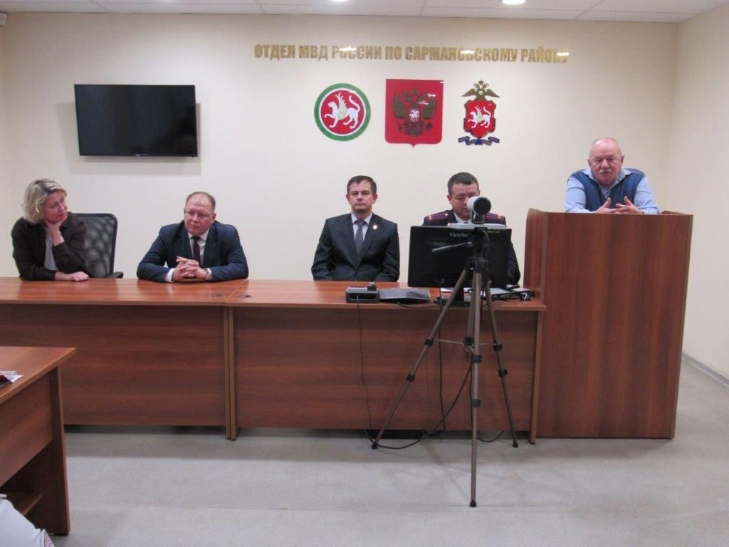 В районе наградили передовых сотрудников органов внутренних дел