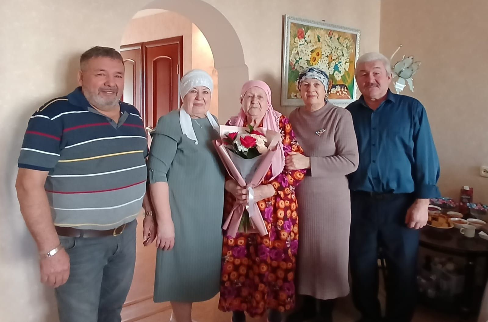 Жительнице Джалиля Лайсане Ахметхузиной исполнилось 90 лет