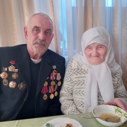 Жительница Азалаково Касимова Завгария отметила 90-летний юбилей
