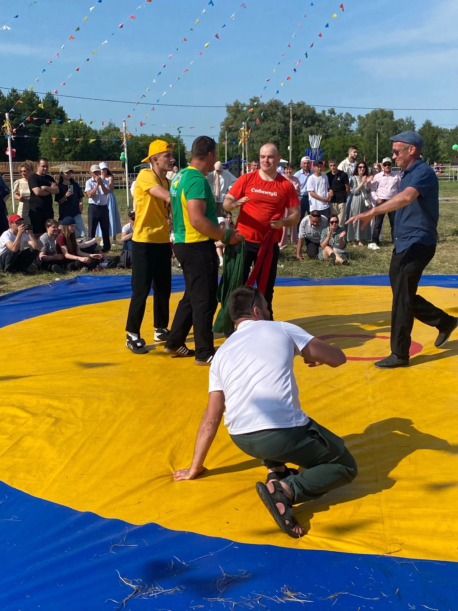 Район Сабантуеның абсолют батырын күккә чөйделәр