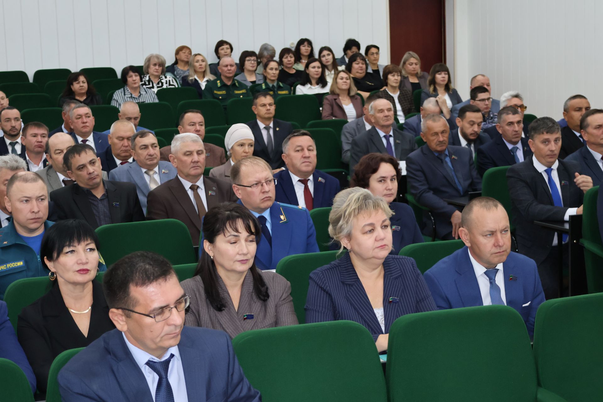 Яңа чакырылыш депутатлары район башлыгын сайладылар