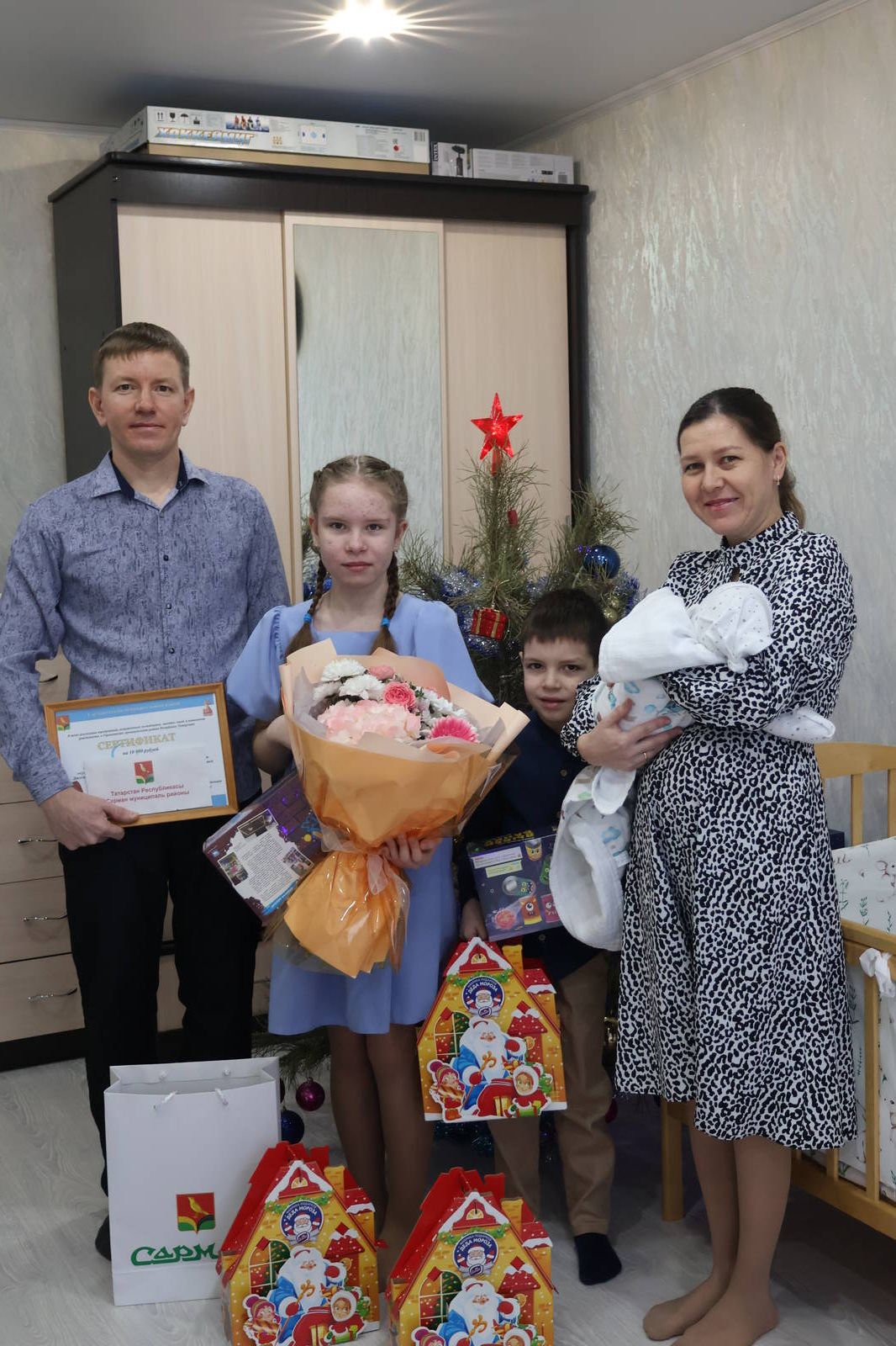 В Сарманово продолжают поддерживать молодых родителей