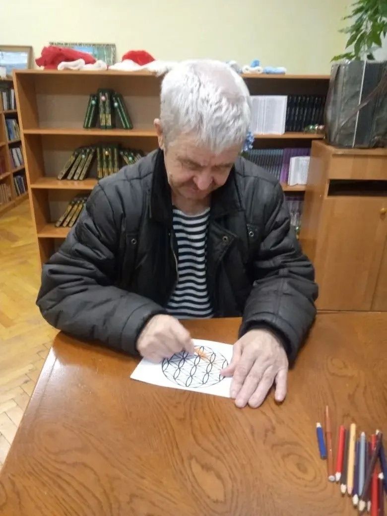 Мандалотерапия успокаивает жителей Джалильского ДИПИ