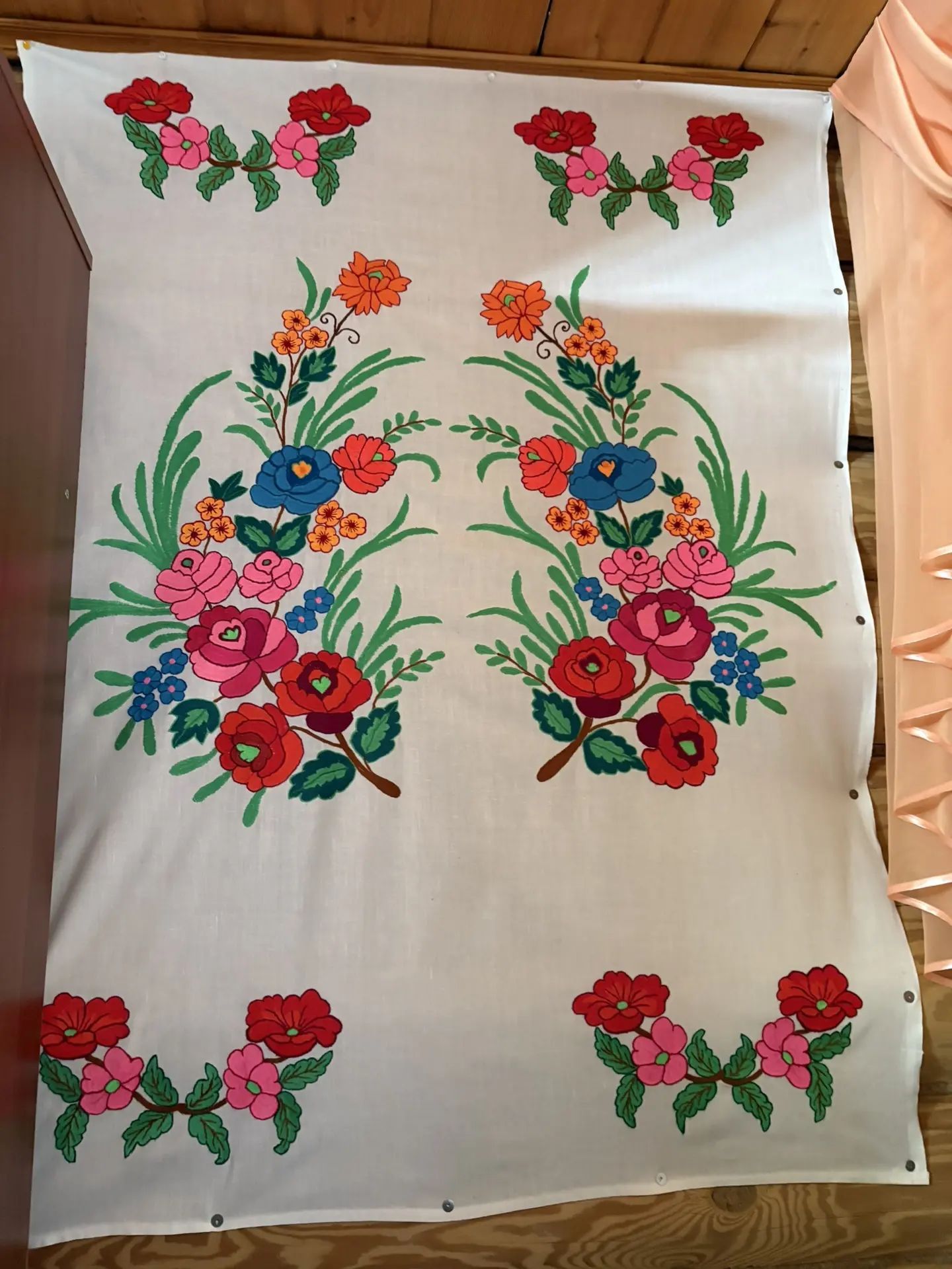 Куҗак килене Вәсилә Сәлимгәрәеваның кул эшләренә 70 еллык тарих яшеренгән