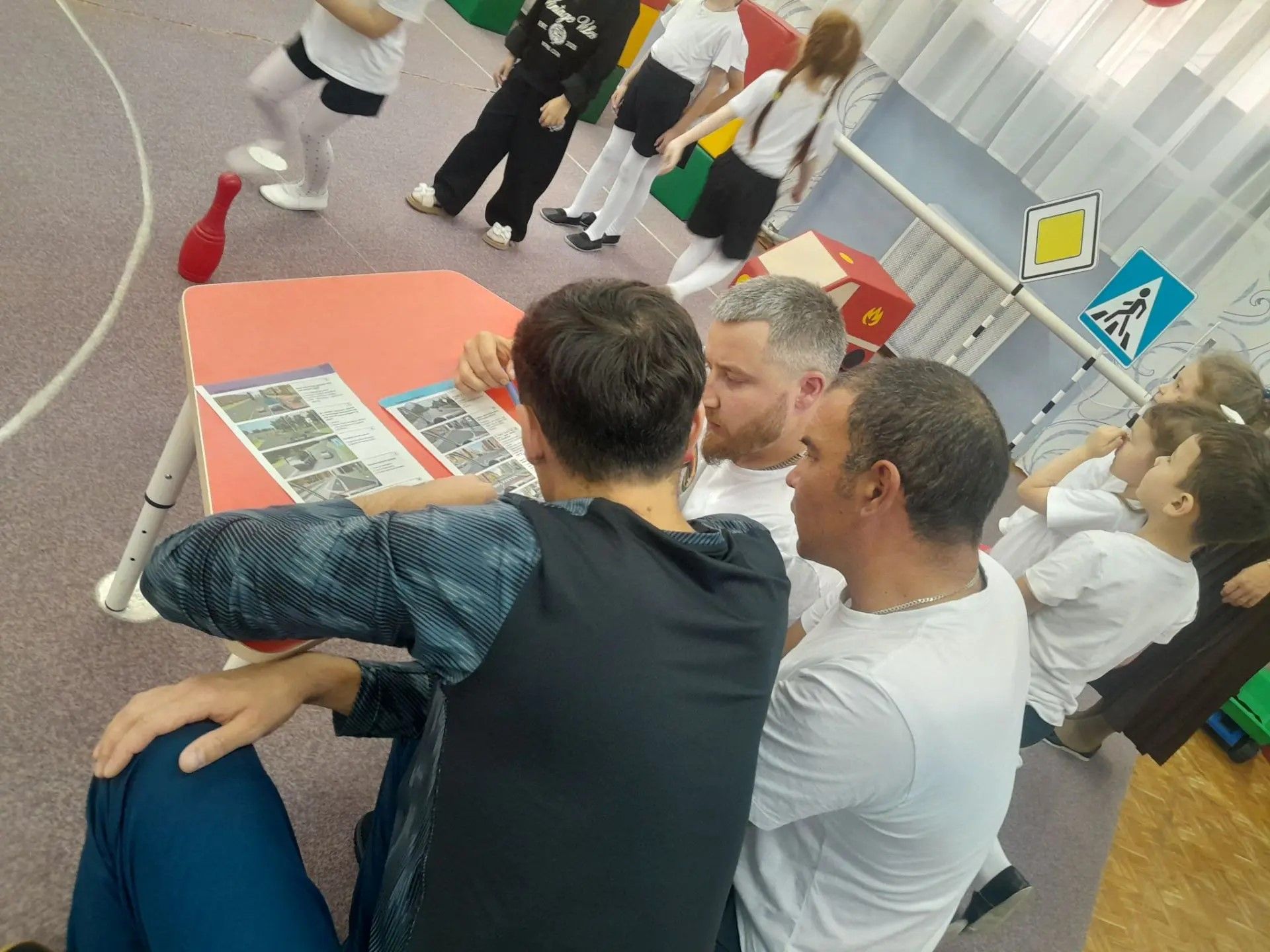 В Джалильском детском саду «Теремок» состоялась игра «Папы на старте»