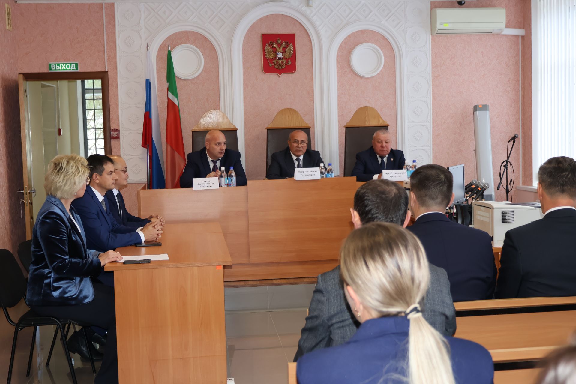 Район судында яңа суд рәисе белән таныштыру тантанасы үткәрелде