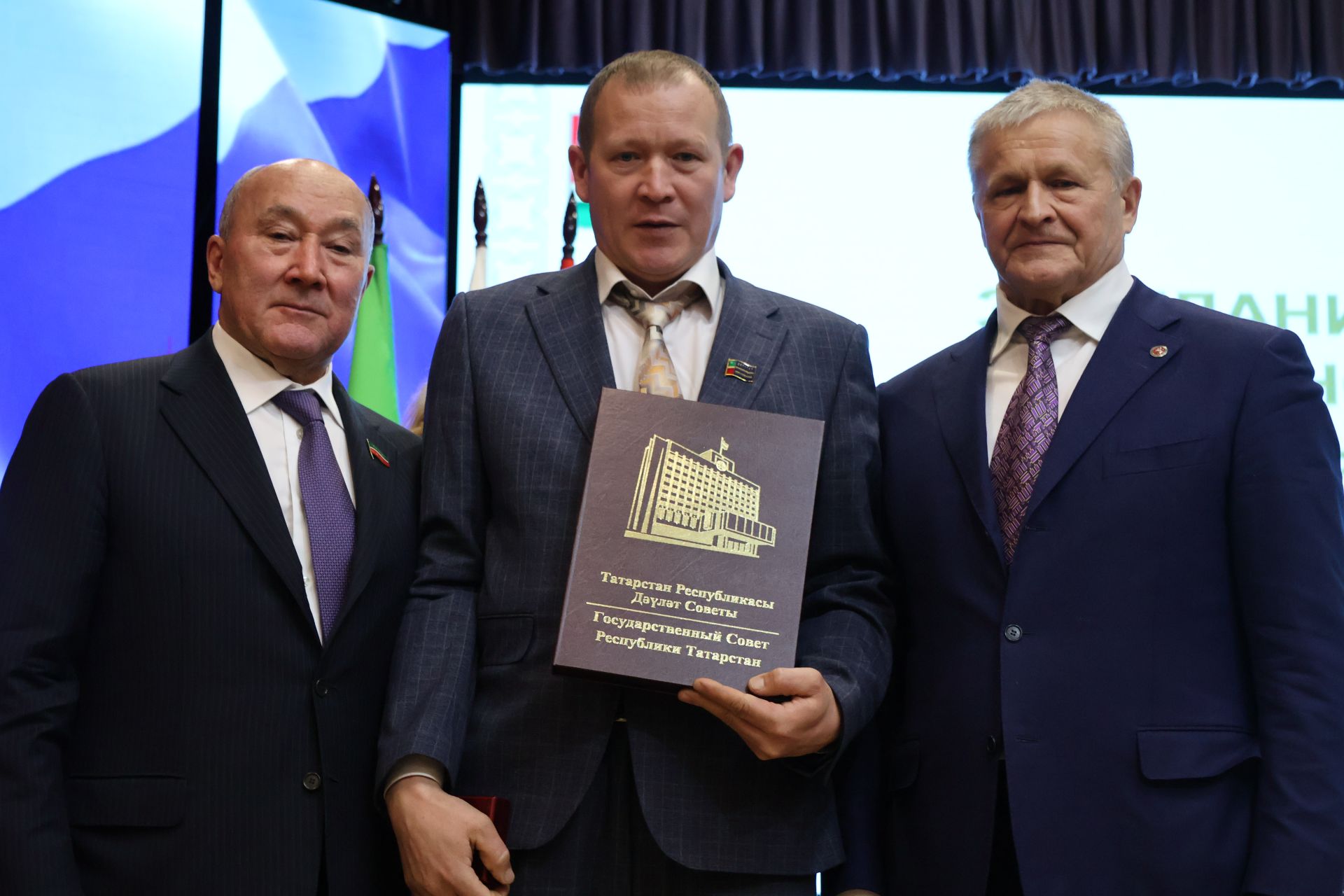 Райондашларыбыз мактаулы исемнәргә лаек булдылар