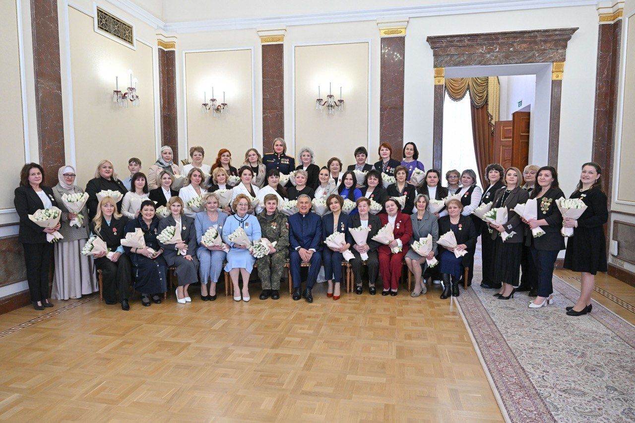 Җәлил волонтеры медаль белән бүләкләнде
