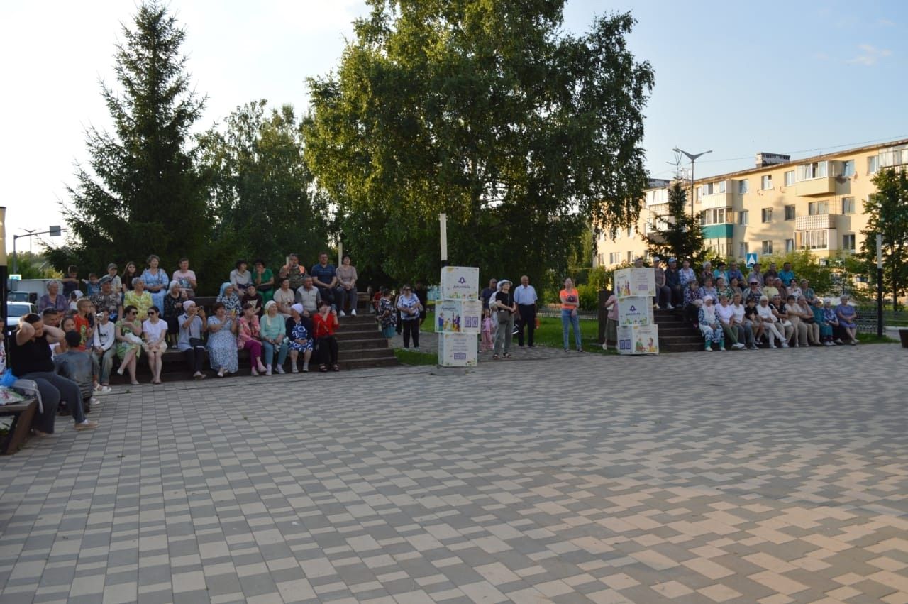 В Джалиле чествовали образцовые семьи
