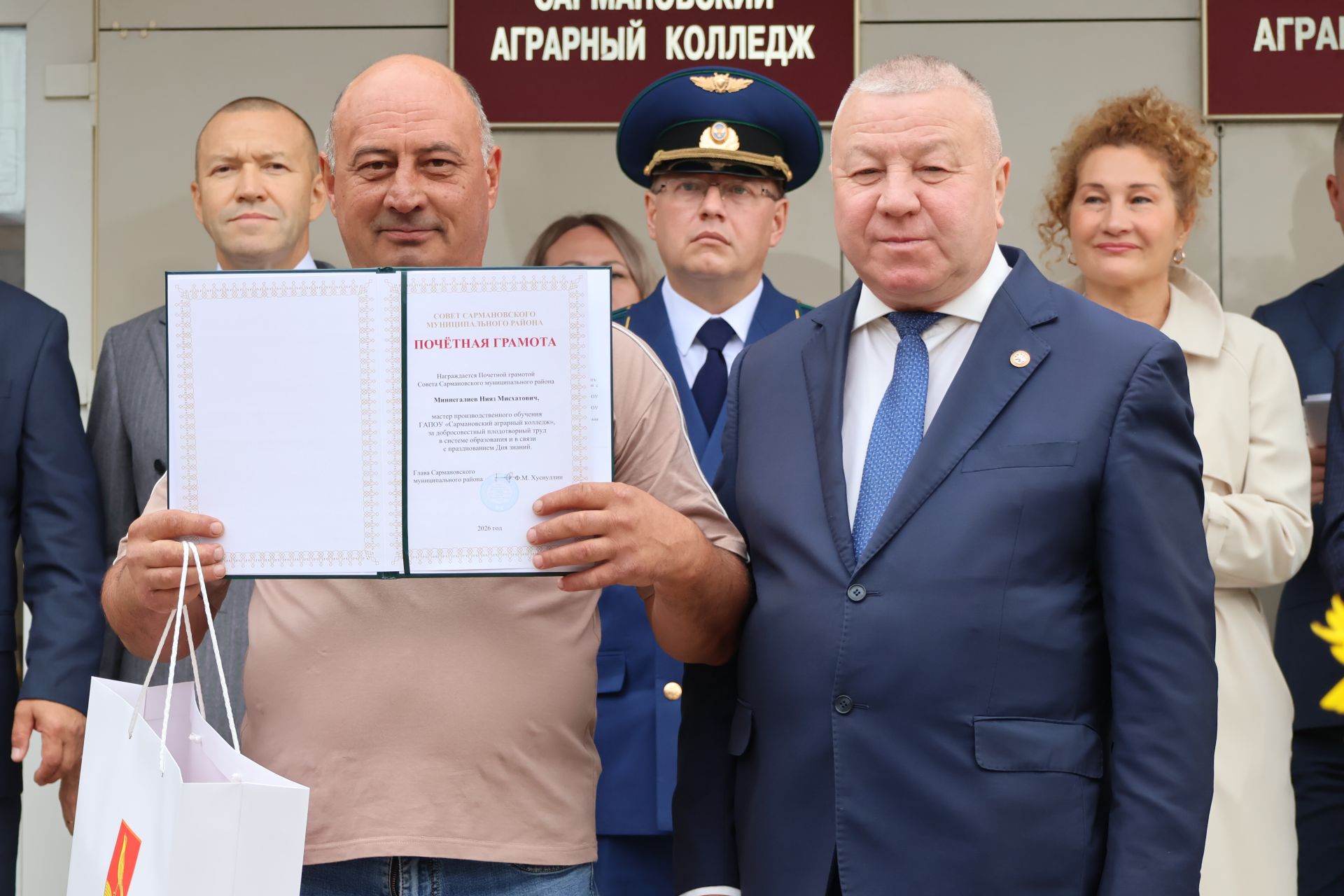 Аграр көллият яңа студентлар каршы алды