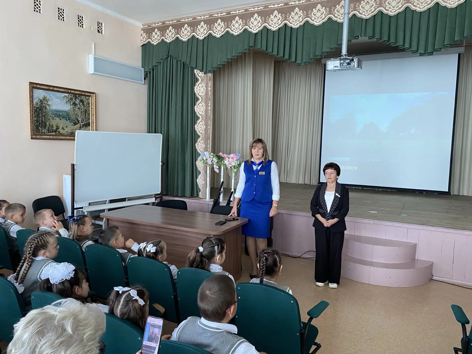 В школах Сарманово прошли уроки дорожной безопасности
