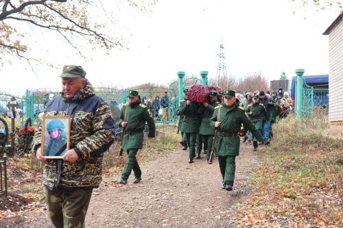 Җәлилдә ике геройны соңгы юлга озаттылар