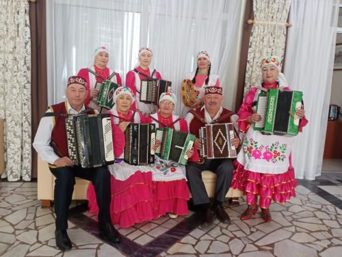 Район өлкәннәре төбәк фестивалендә катнаштылар