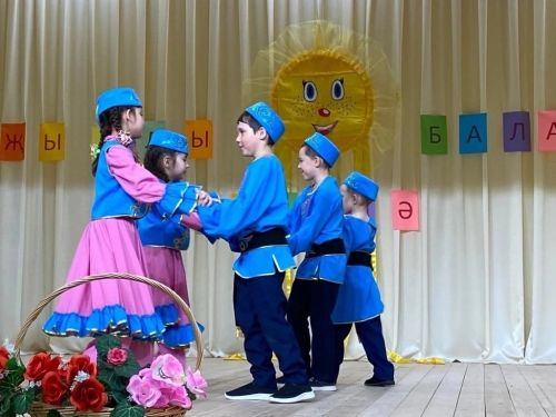 Районда «Җырлы балачак илендә» бәйгесенең I зона туры үтте