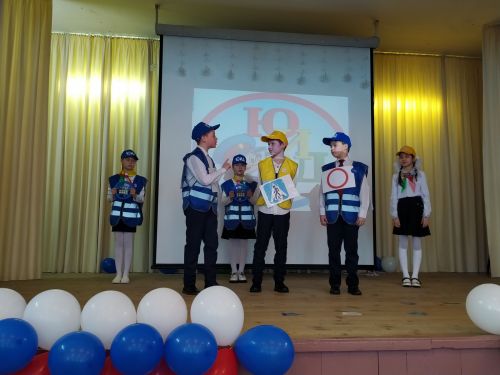Зур Нөркәй укучылары юл йөрү кагыйдәләрен яттан беләләр