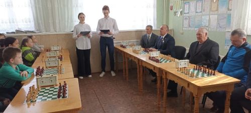 В Джалиле прошел шахматный турнир памяти заслуженного учителя РТ А.К.Алимова
