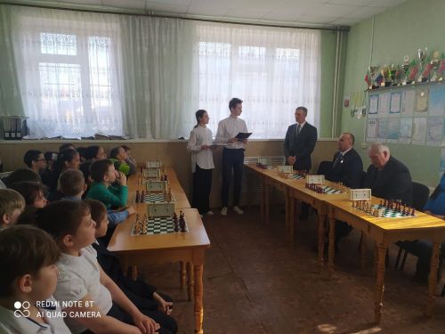 В Джалиле прошел шахматный турнир памяти заслуженного учителя РТ А.К.Алимова
