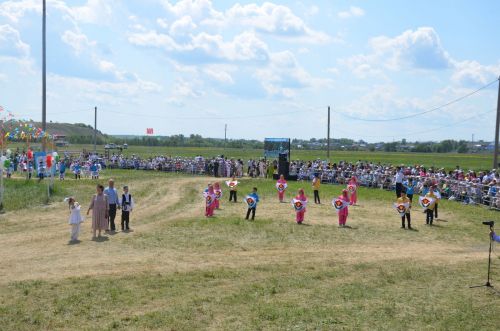 Район Сабан туе зур тантана төсендә башланды
