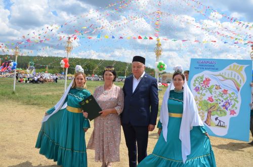 Сабантуйда халыкка районның чигелгән картасын күрсәттеләр
