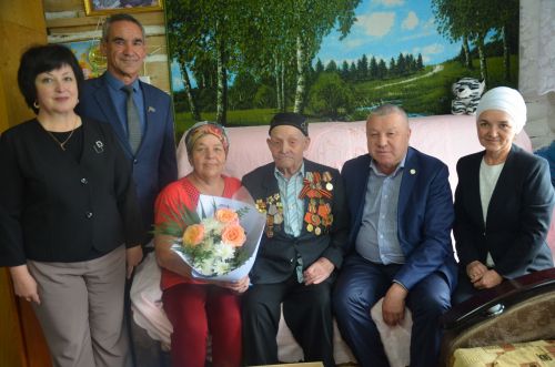 Шәрипҗан абыйга 99 яшь тулды