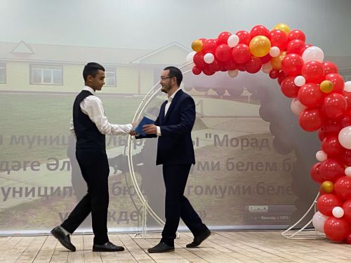 Әлмәт мәктәбендә 12 елдан соң беренче чыгарылыш булды