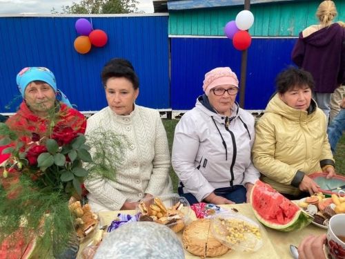 Иске Кәшердә урам бәйрәме узды