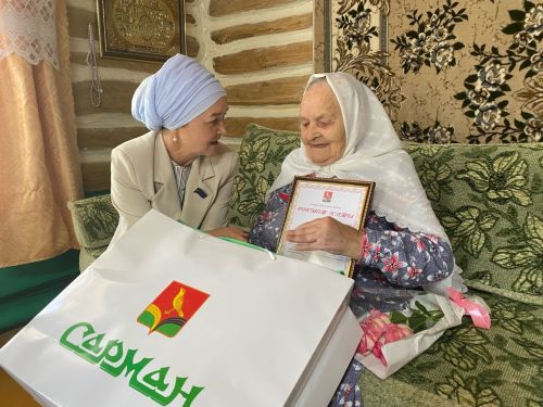 “Искра”ның алдынгы сыер савучысына 90 яшь тулды