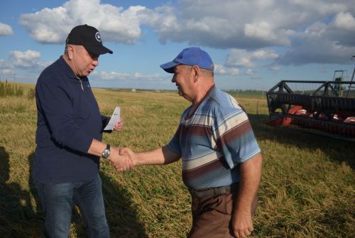 В районе состоялось заключительное награждение передовиков уборки