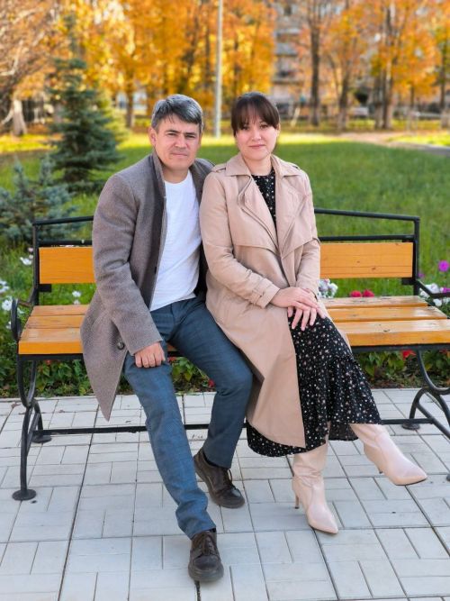 Разиф һәм Регина Гыйльфановлар укытучылык хезмәтен яратып башкаралар